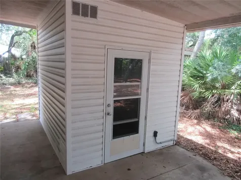 2562 SE 178th Avenue Silver Springs FL 34488