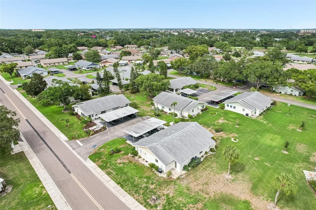 124 Gloucester Boulevard Sun City Center FL 33573