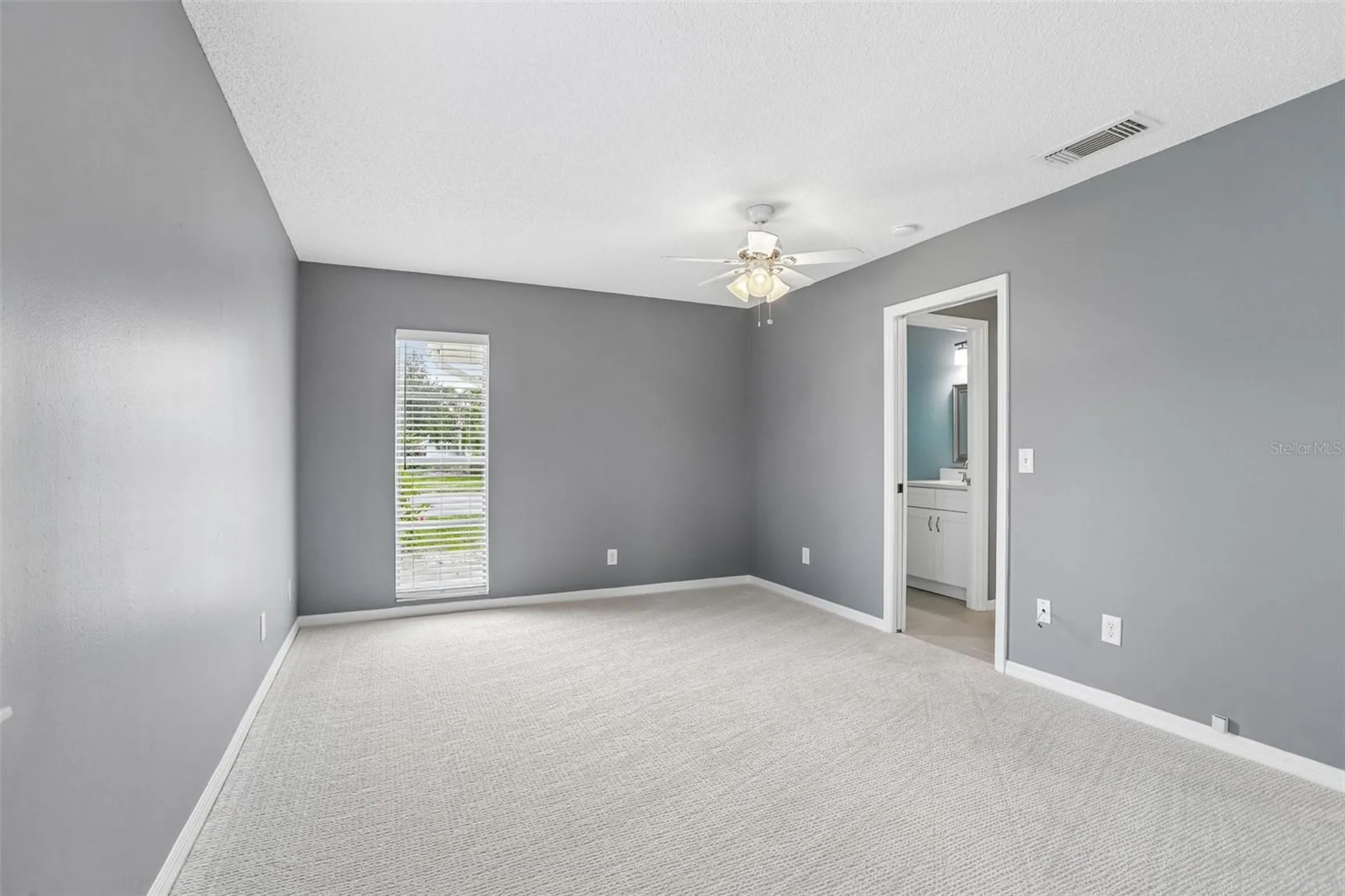 124 Gloucester Boulevard Sun City Center FL 33573