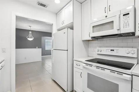 124 Gloucester Boulevard Sun City Center FL 33573