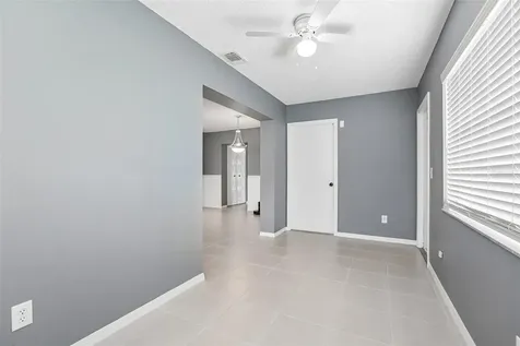 124 Gloucester Boulevard Sun City Center FL 33573