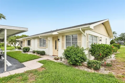124 Gloucester Boulevard Sun City Center FL 33573