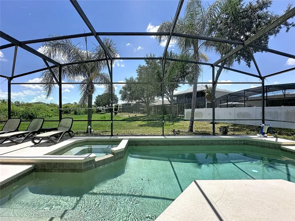 906 Dorset Place Davenport FL 33896