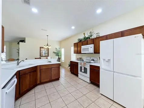 906 Dorset Place Davenport FL 33896