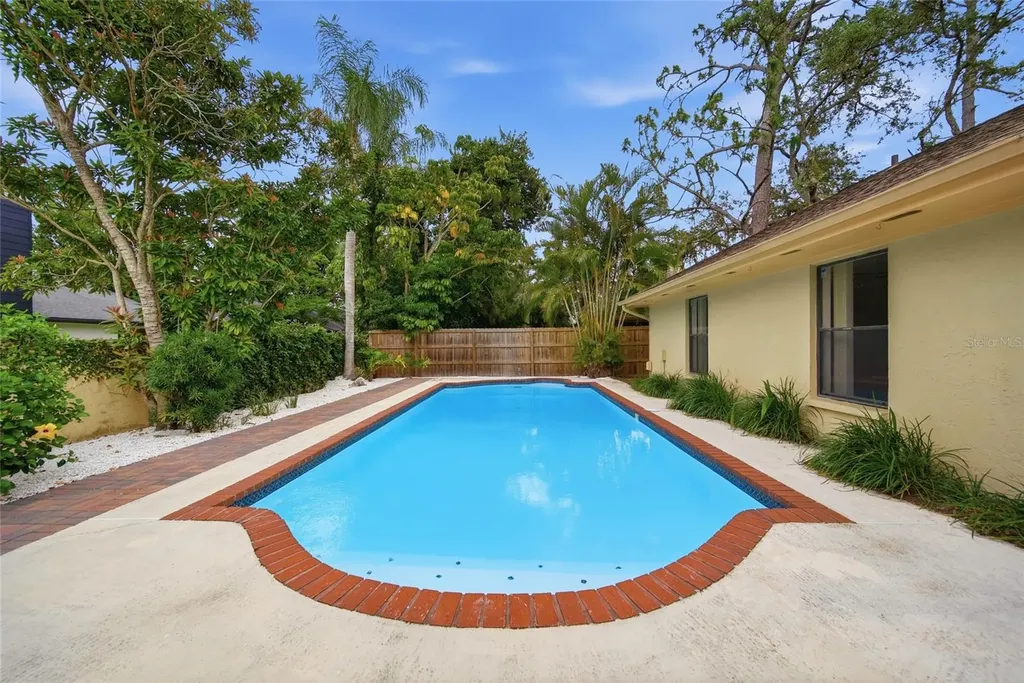 12008 Nicklaus Circle Tampa FL 33624
