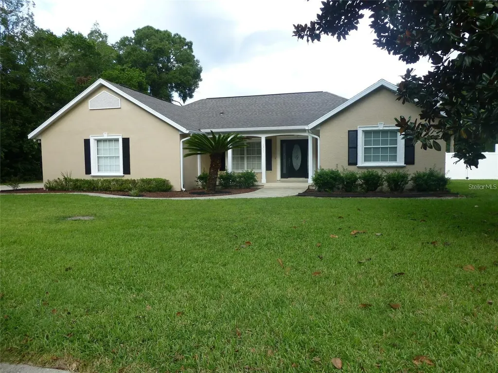 1311 SE 39th Court Ocala FL 34471