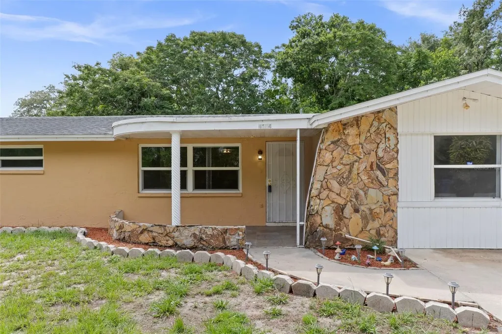 4104 Arrowhead Avenue Spring Hill FL 34606
