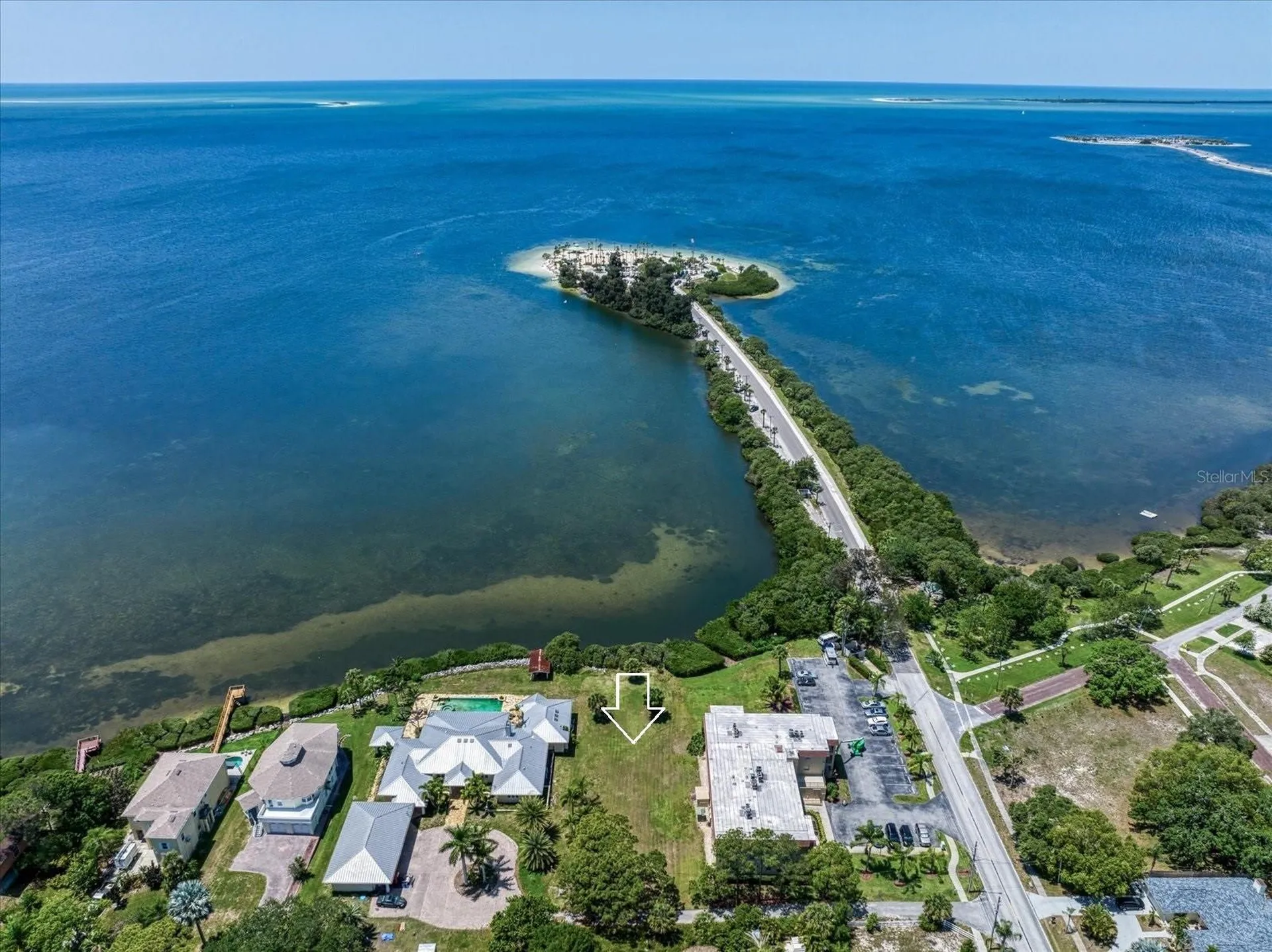 1725 Gulf Road Tarpon Springs FL 34689
