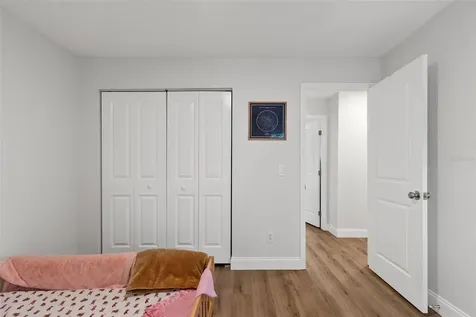 15917 Country Farm Place Tampa FL 33624