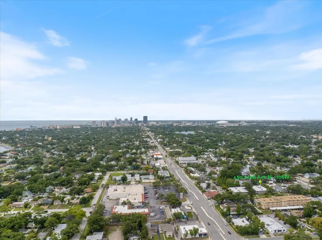 450 32nd Avenue N St Petersburg FL 33704