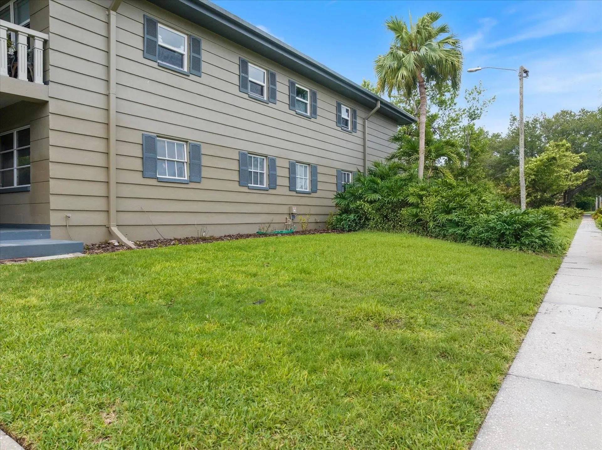 450 32nd Avenue N St Petersburg FL 33704