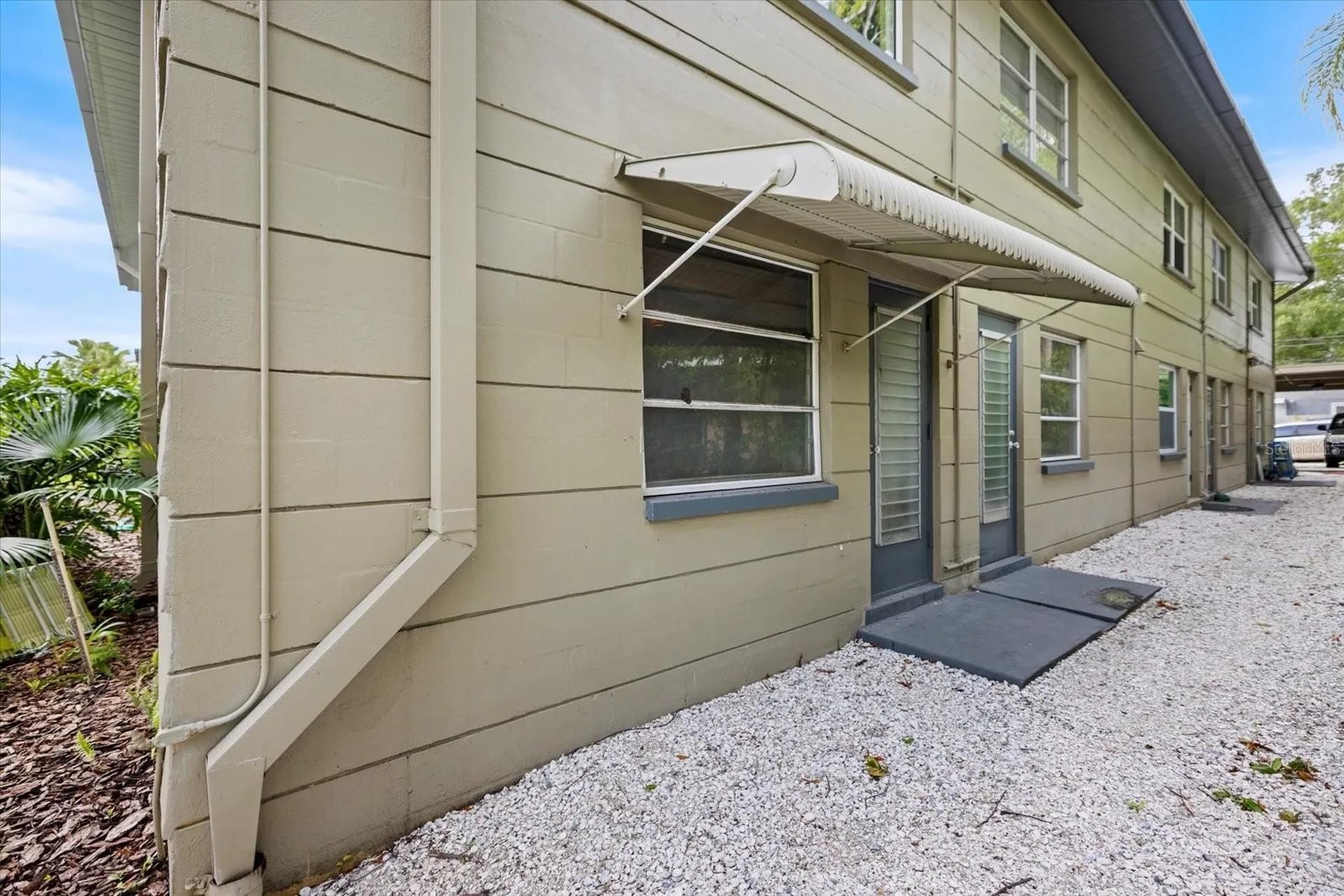 450 32nd Avenue N St Petersburg FL 33704