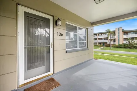 450 32nd Avenue N St Petersburg FL 33704