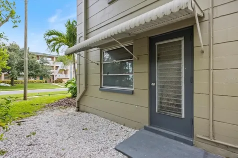 450 32nd Avenue N St Petersburg FL 33704