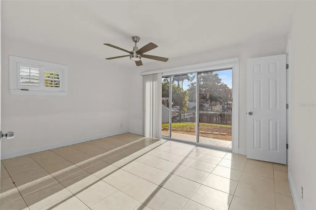 3945 Fontainebleau Drive Tampa FL 33634