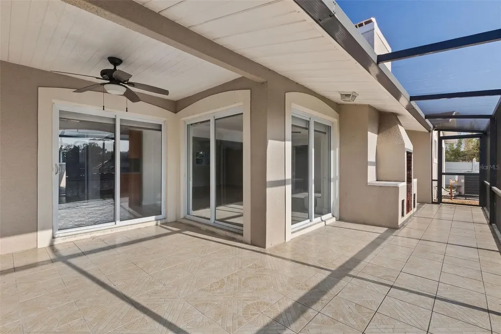 3945 Fontainebleau Drive Tampa FL 33634