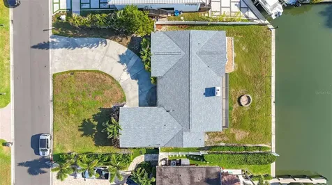 3945 Fontainebleau Drive Tampa FL 33634