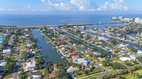 3945 Fontainebleau Drive Tampa FL 33634