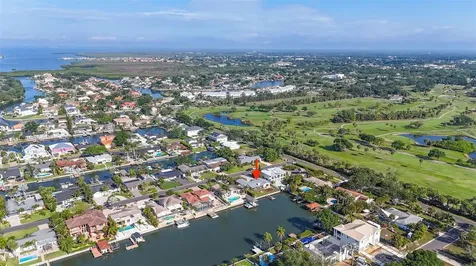 3945 Fontainebleau Drive Tampa FL 33634