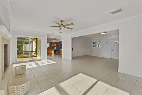 3945 Fontainebleau Drive Tampa FL 33634