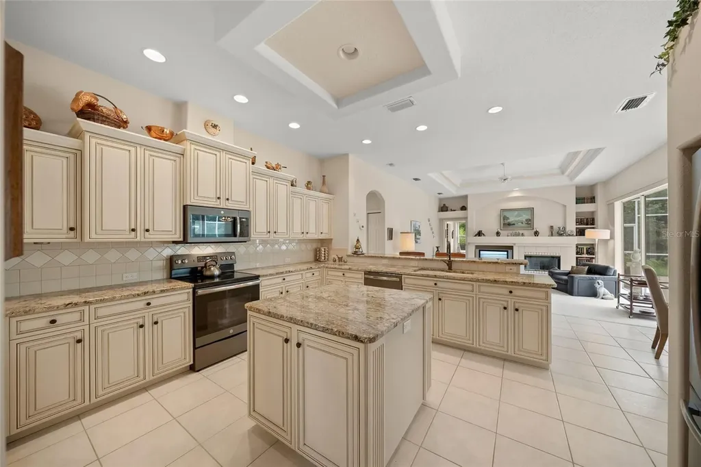 7718 Silver Bell Drive Sarasota FL 34241