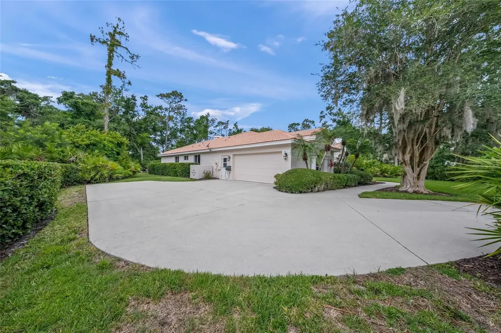 7718 Silver Bell Drive Sarasota FL 34241