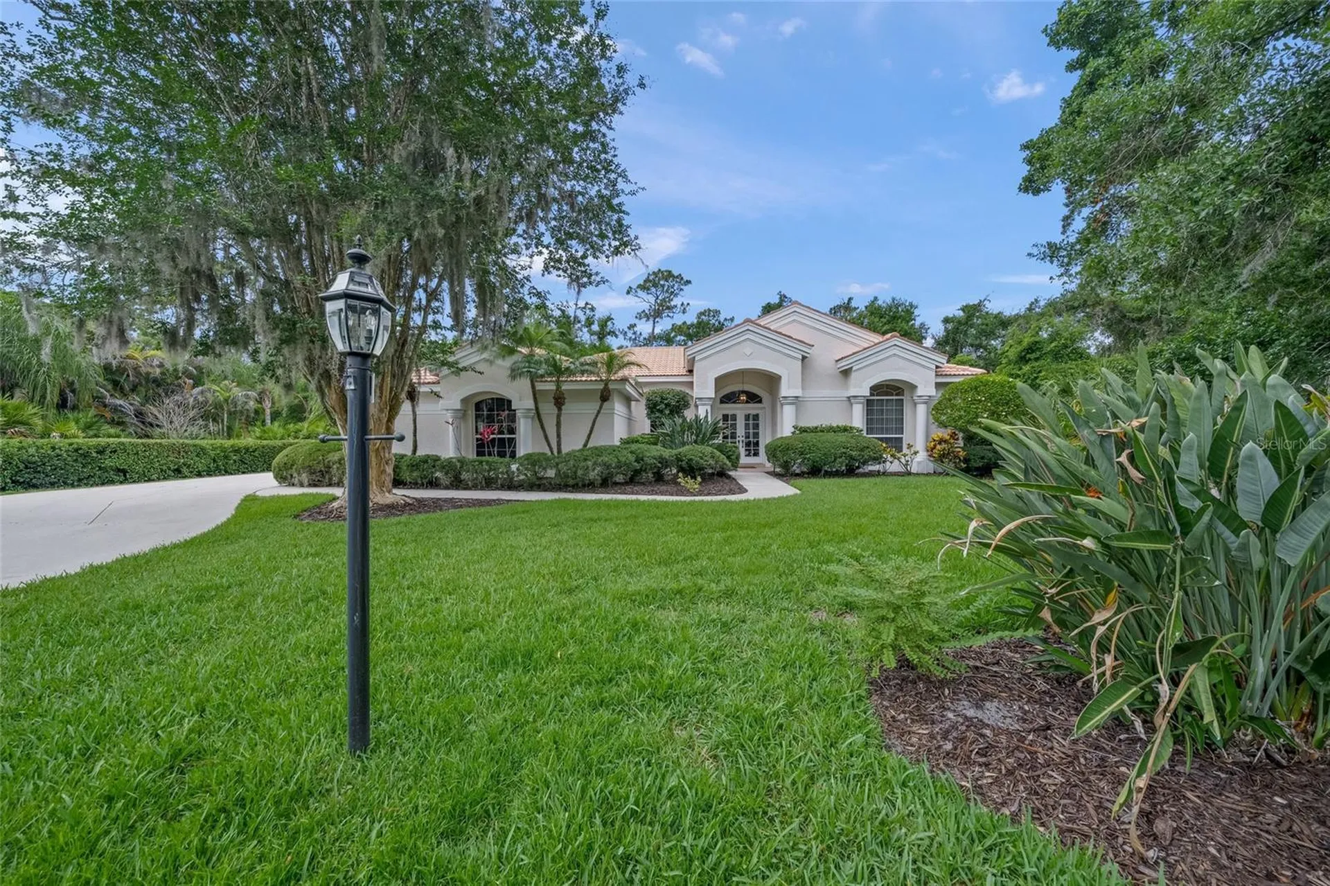7718 Silver Bell Drive Sarasota FL 34241