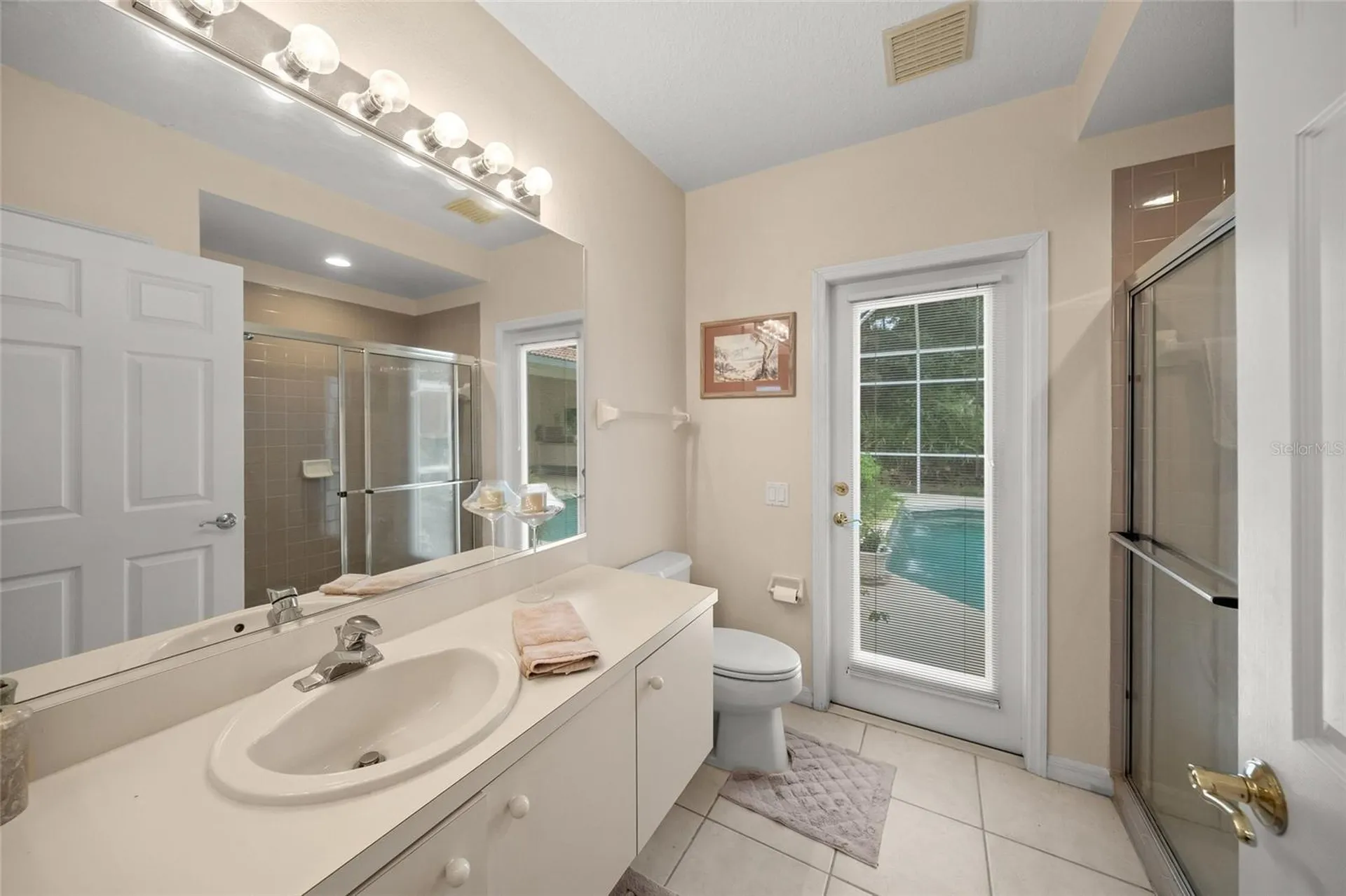 7718 Silver Bell Drive Sarasota FL 34241