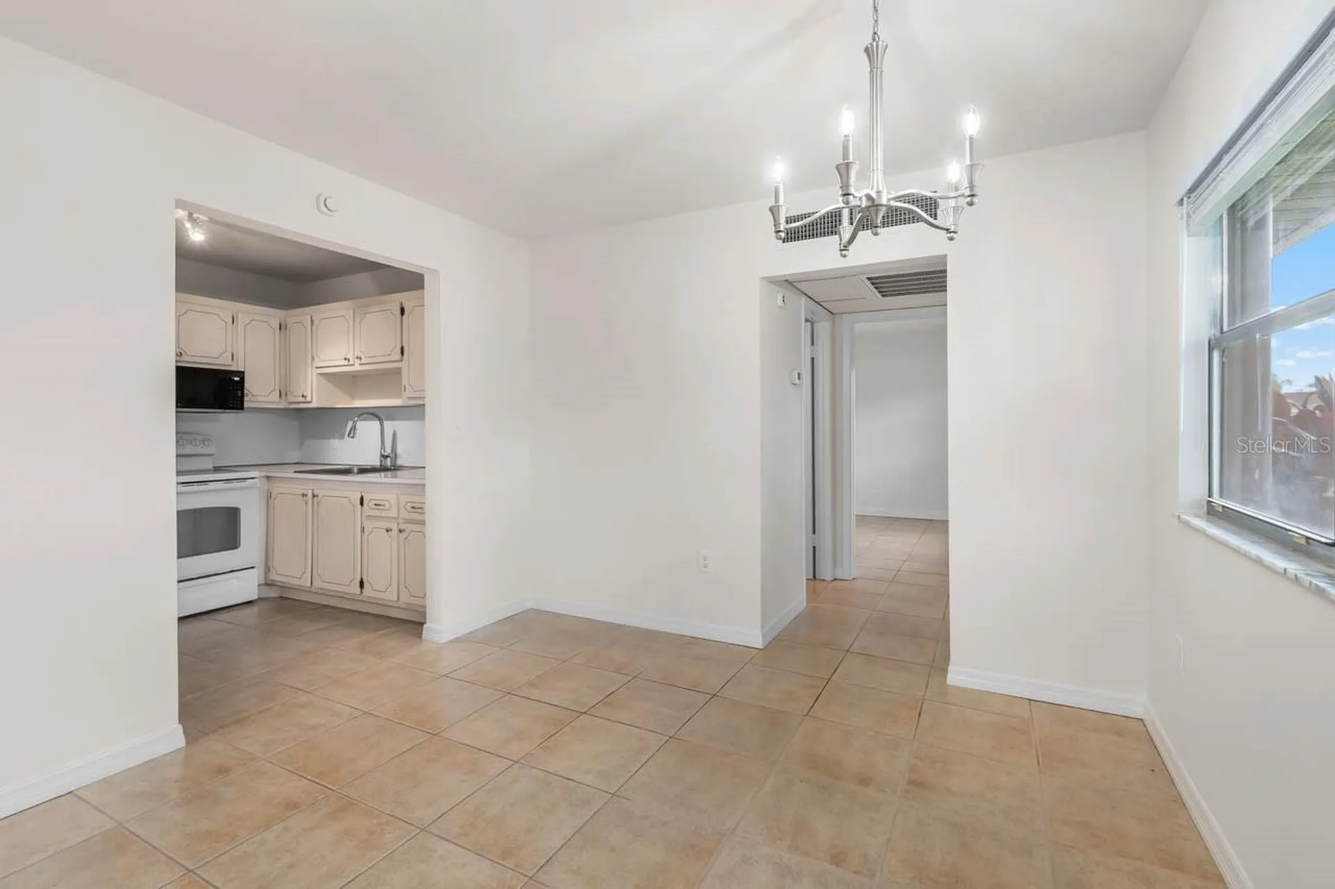 201 Kings Boulevard Sun City Center FL 33573