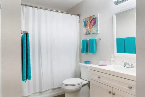8933 Manor Loop Bradenton FL 34202