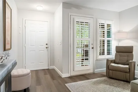 8933 Manor Loop Bradenton FL 34202