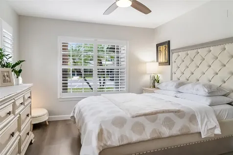 8933 Manor Loop Bradenton FL 34202