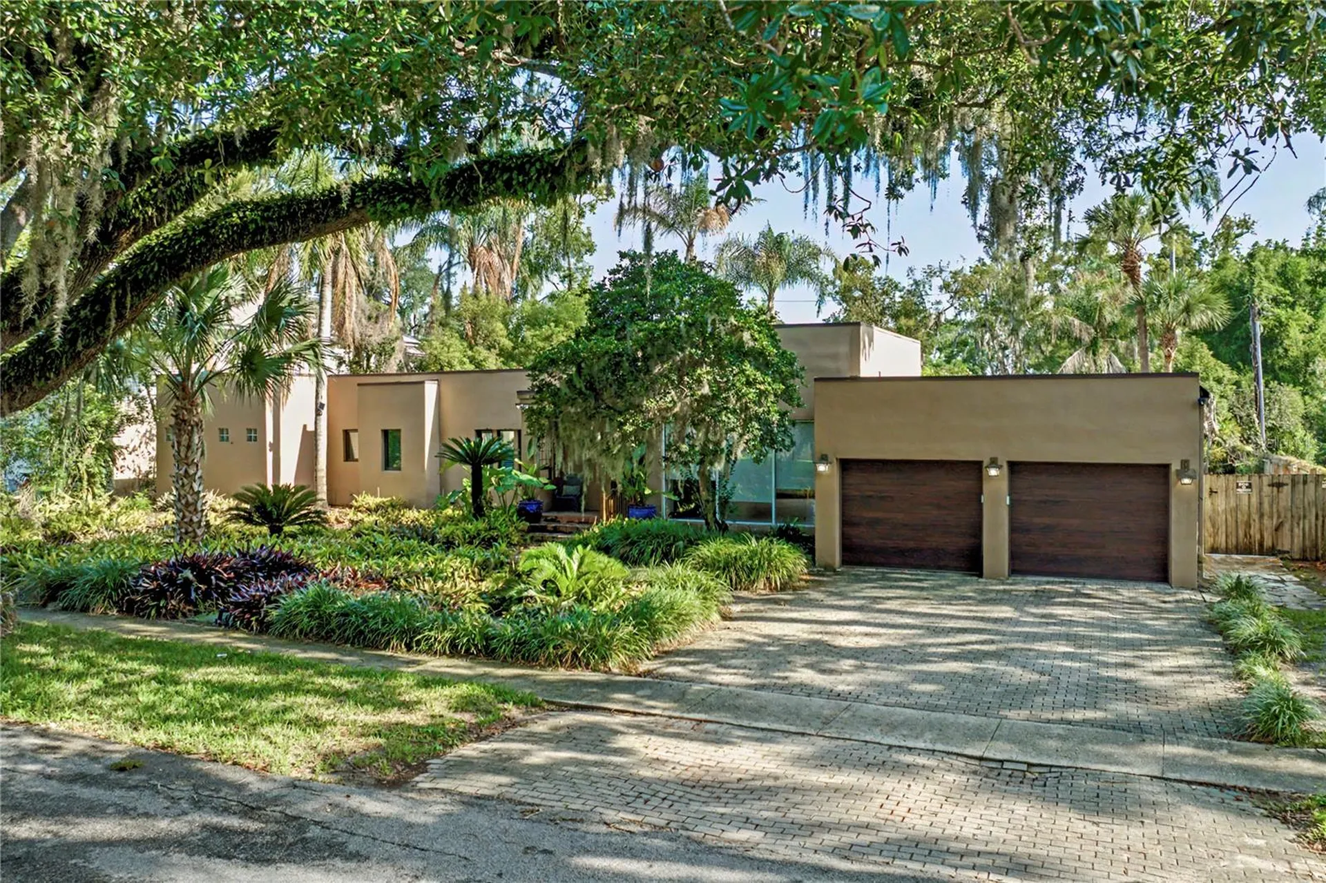 651 Magnolia Drive Altamonte Springs FL 32701