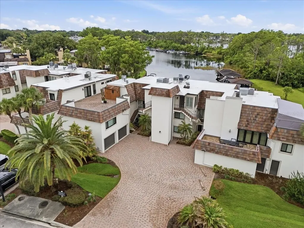 8984 Houston Place Orlando FL 32819