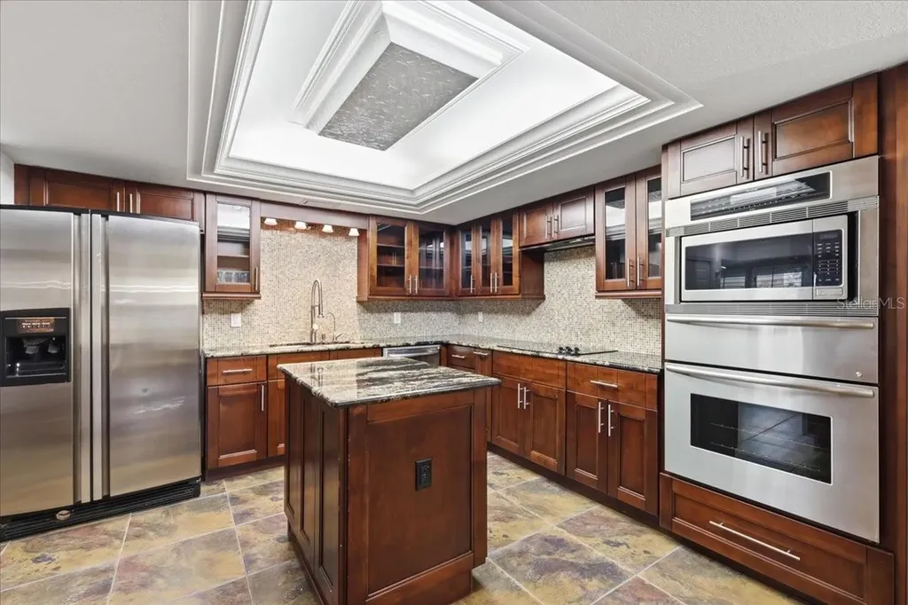 8984 Houston Place Orlando FL 32819