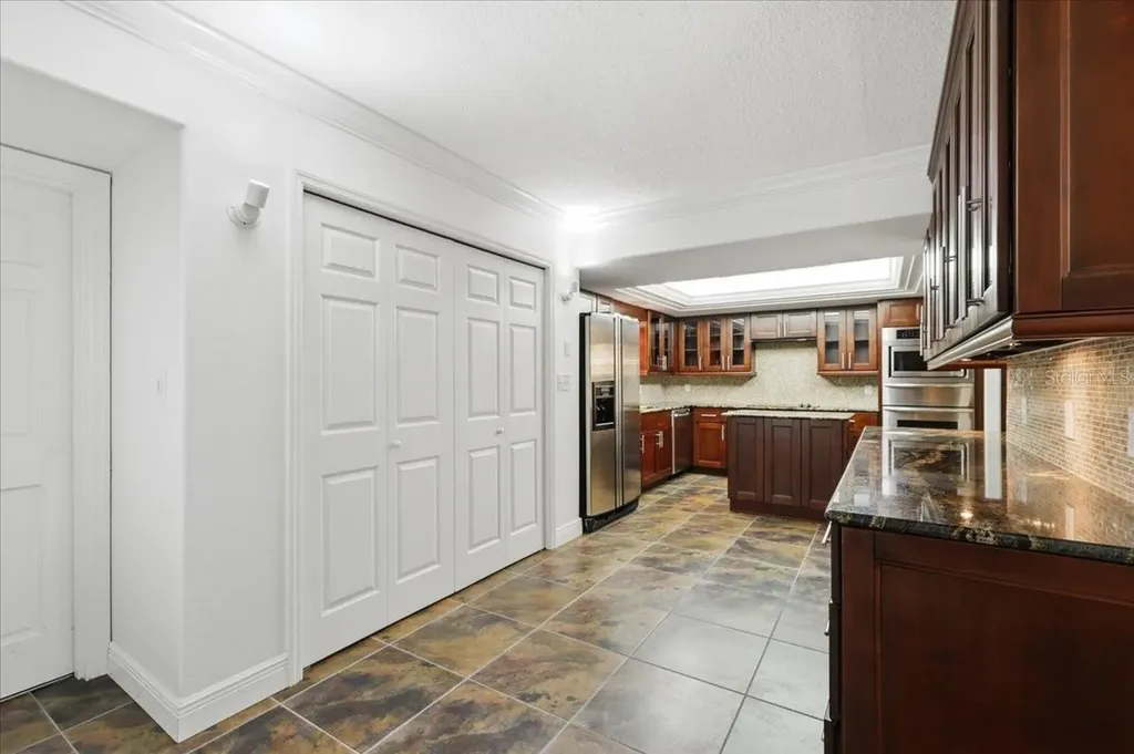 8984 Houston Place Orlando FL 32819