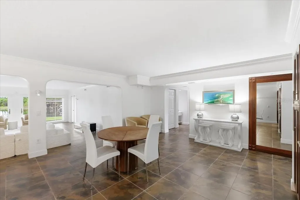 8984 Houston Place Orlando FL 32819