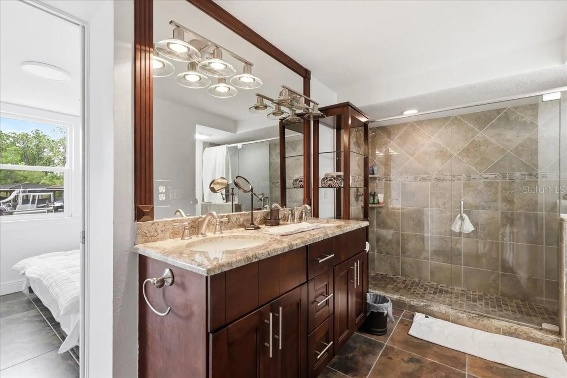 8984 Houston Place Orlando FL 32819