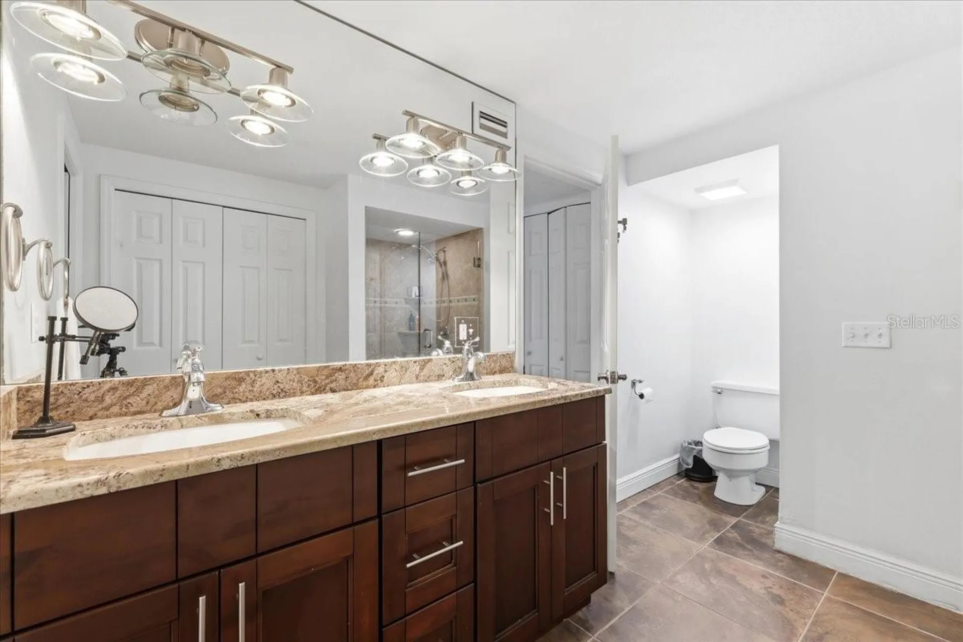 8984 Houston Place Orlando FL 32819
