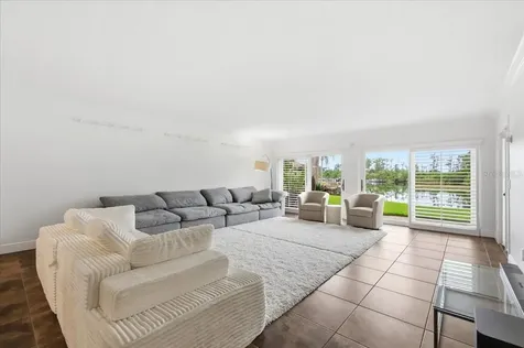 8984 Houston Place Orlando FL 32819