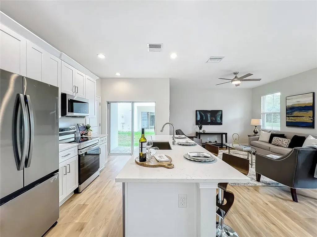 2250 S Bumby Avenue Orlando FL 32806