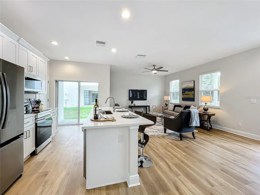 2250 S Bumby Avenue Orlando FL 32806