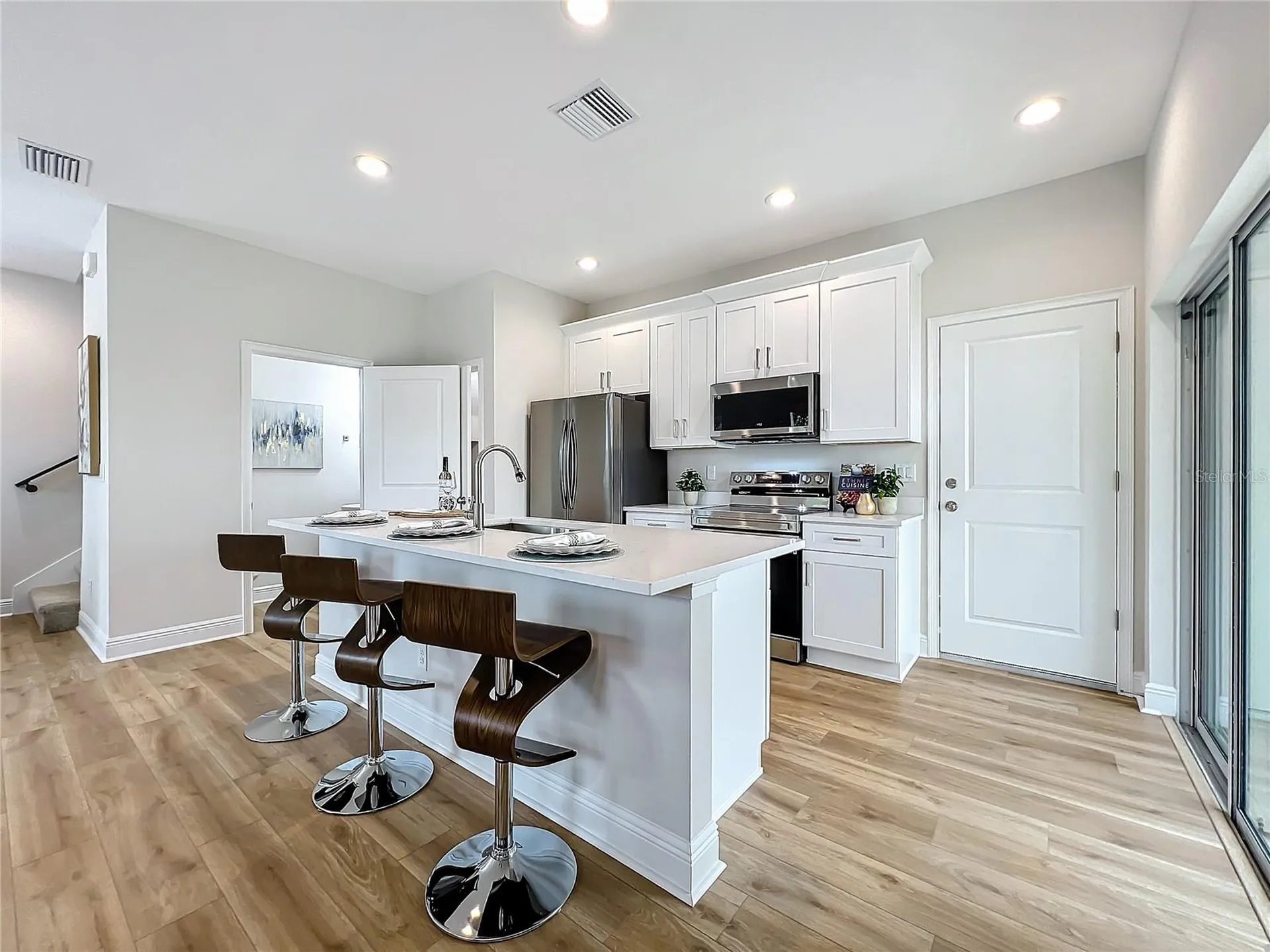 2250 S Bumby Avenue Orlando FL 32806
