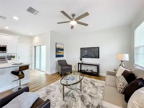 2250 S Bumby Avenue Orlando FL 32806