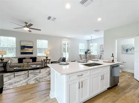 2250 S Bumby Avenue Orlando FL 32806