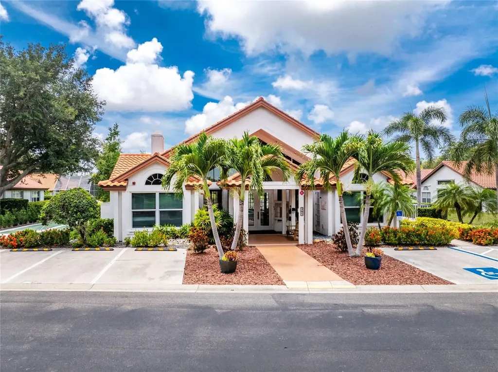 1020 Harbor Town Drive Venice FL 34292
