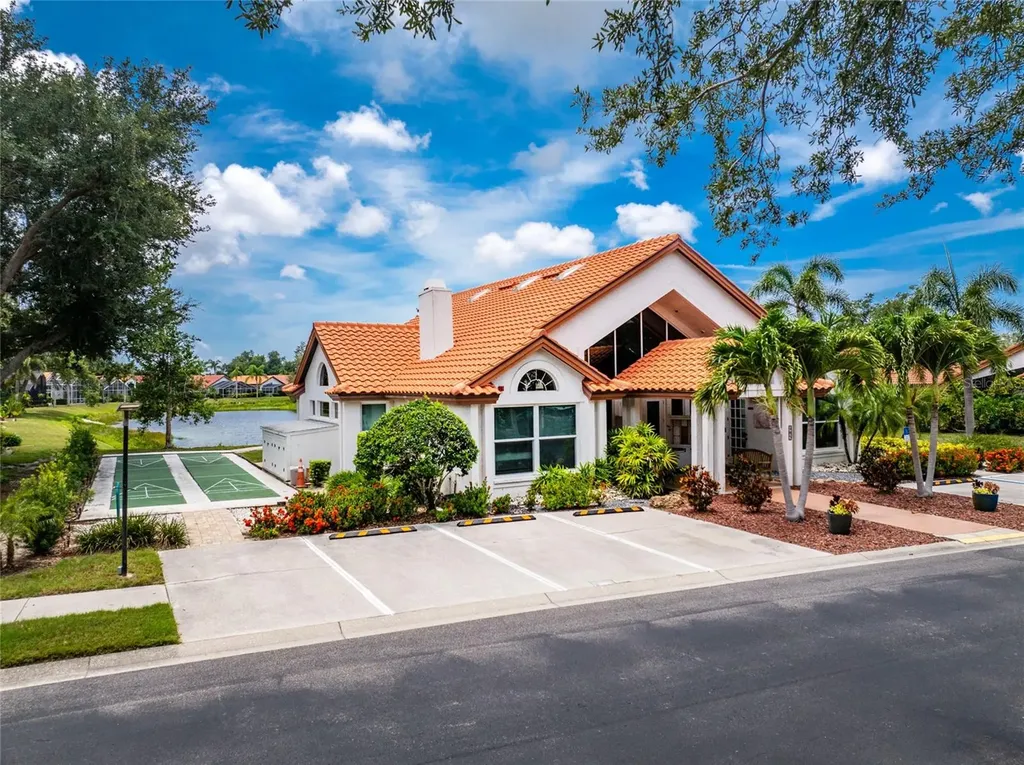 1020 Harbor Town Drive Venice FL 34292