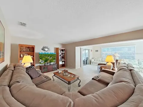 2819 Thistle Court S Palm Harbor FL 34684