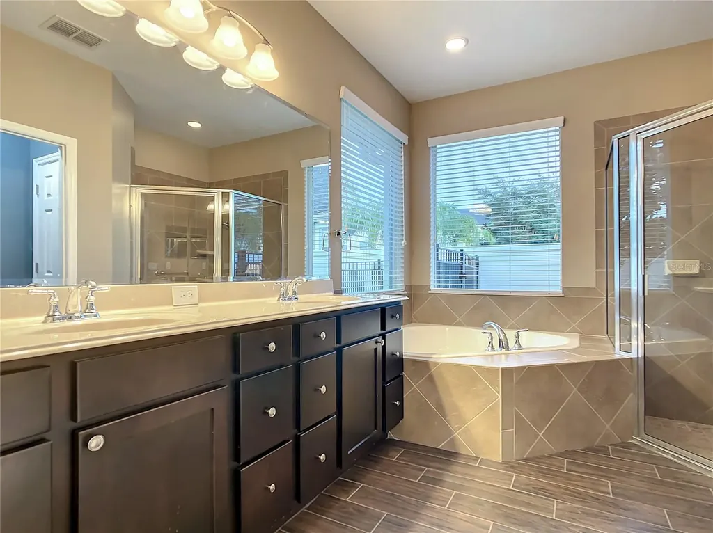 636 Spring Oak Circle Orlando FL 32828
