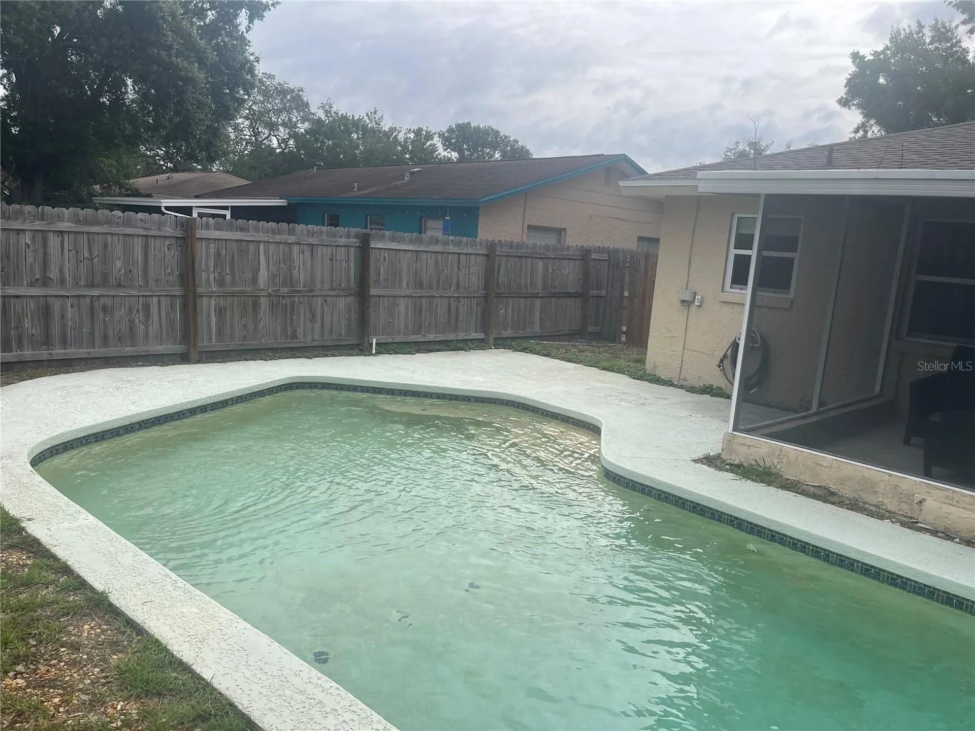 906 Essex Road Brandon FL 33510